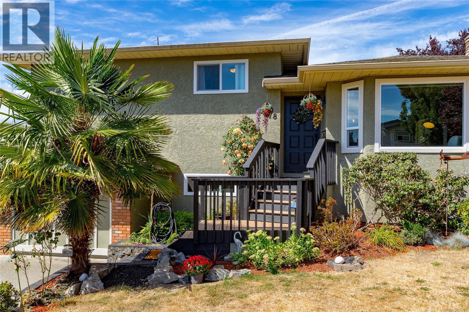  778 Cameo Street, Saanich