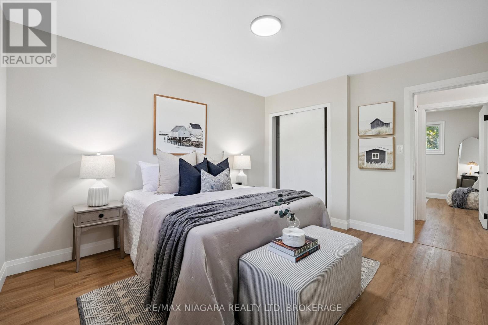 Photo 18 of 21 Brookdale Avenue, St Catharines ON