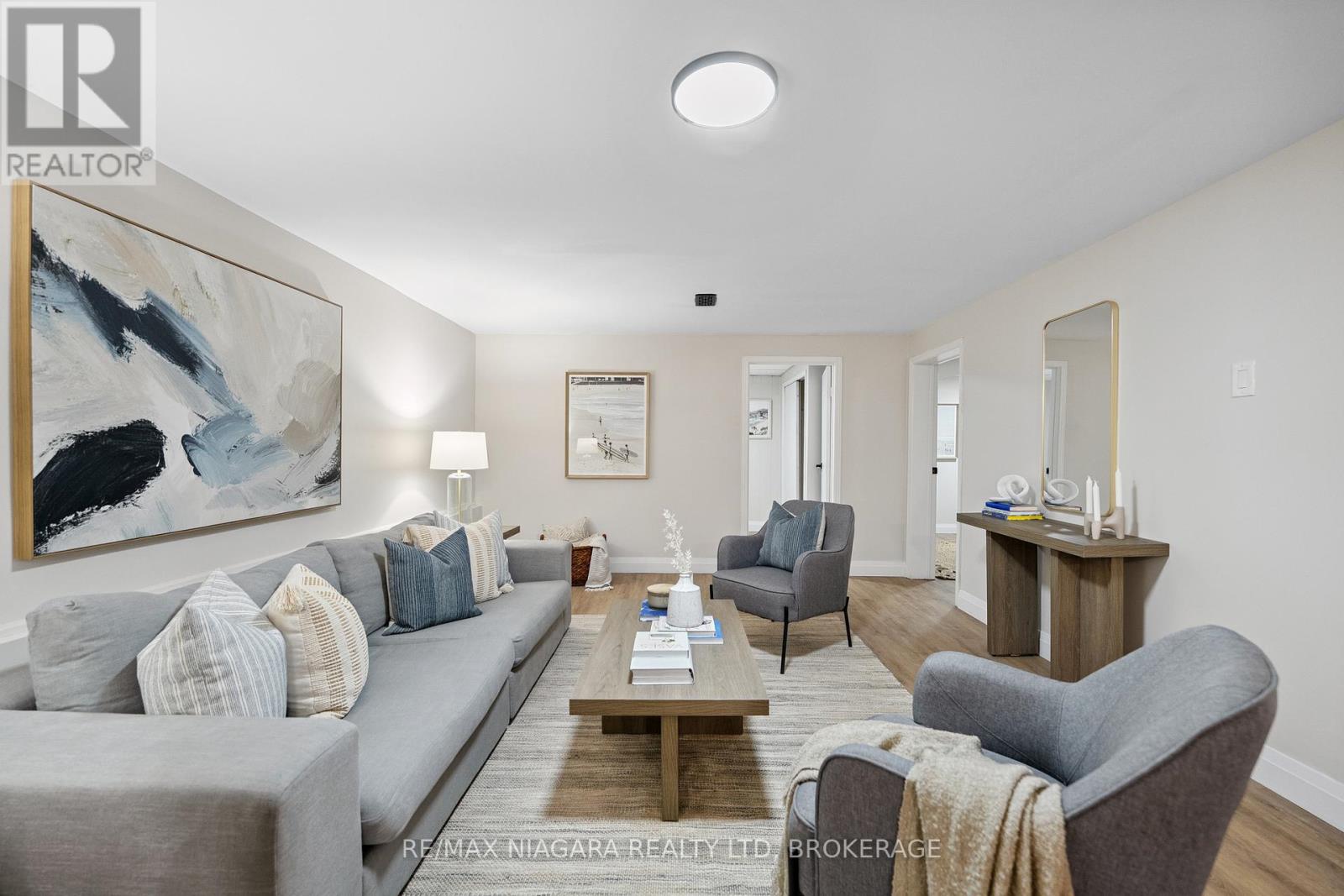 Photo 22 of 21 Brookdale Avenue, St Catharines ON