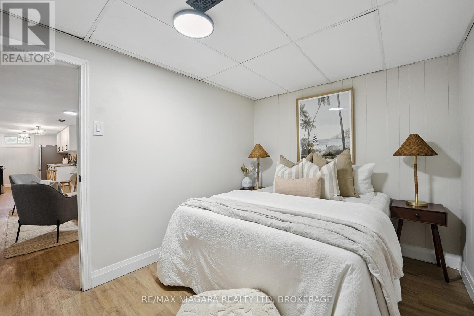 Photo 25 of 21 Brookdale Avenue, St Catharines ON