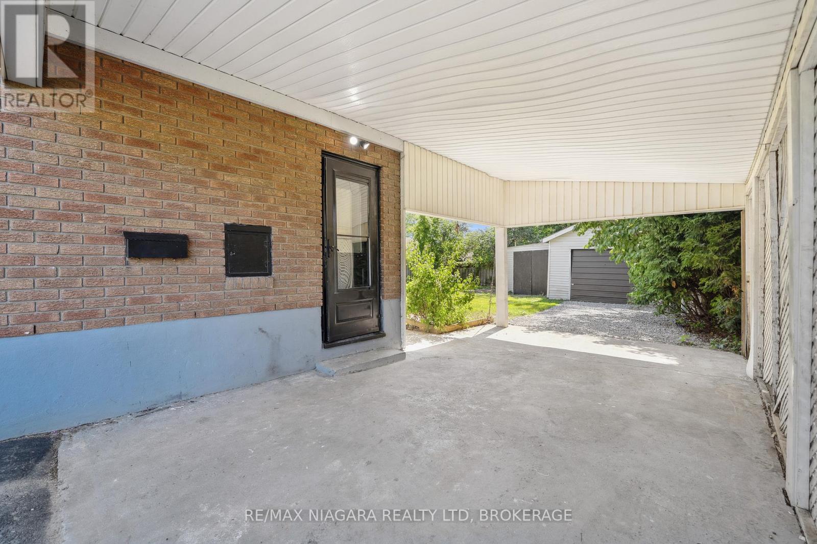 Photo 34 of 21 Brookdale Avenue, St Catharines ON