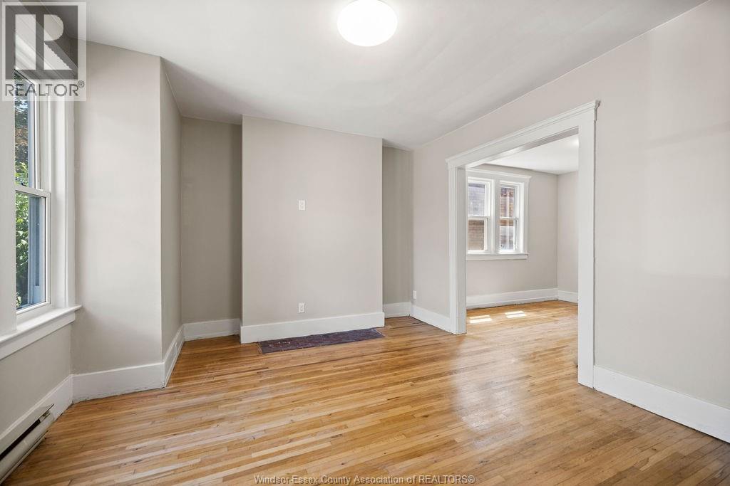 Photo 6 of 1107 Pelissier Street, Windsor ON