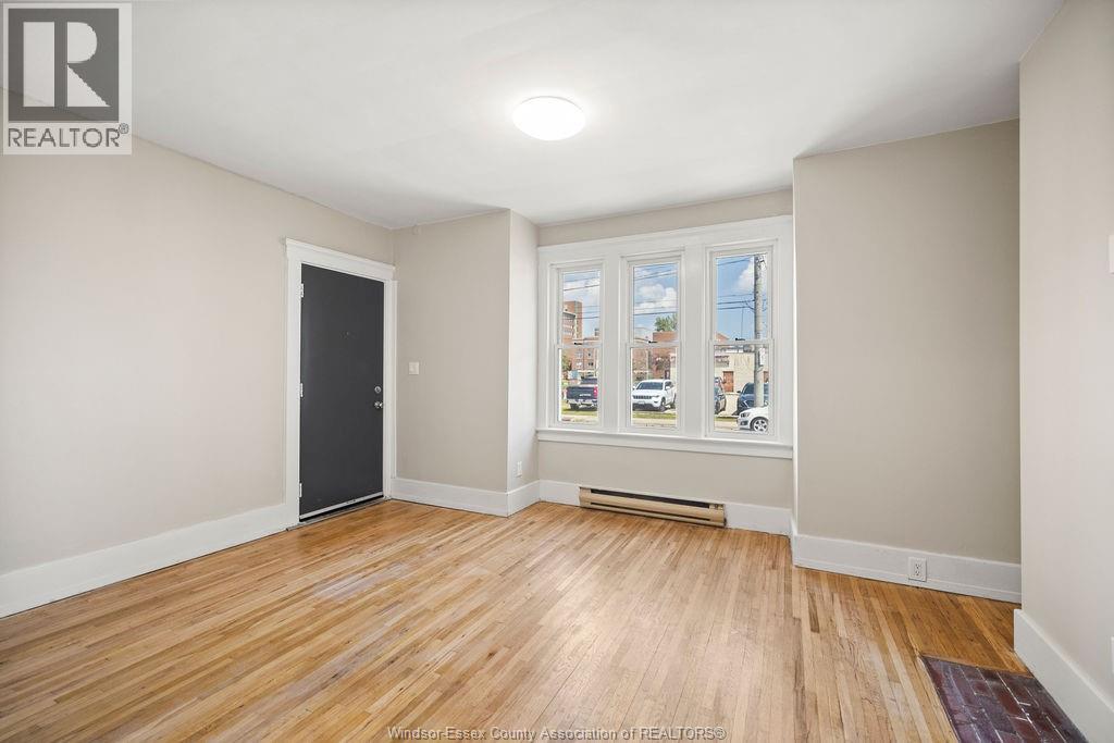 Photo 7 of 1107 Pelissier Street, Windsor ON