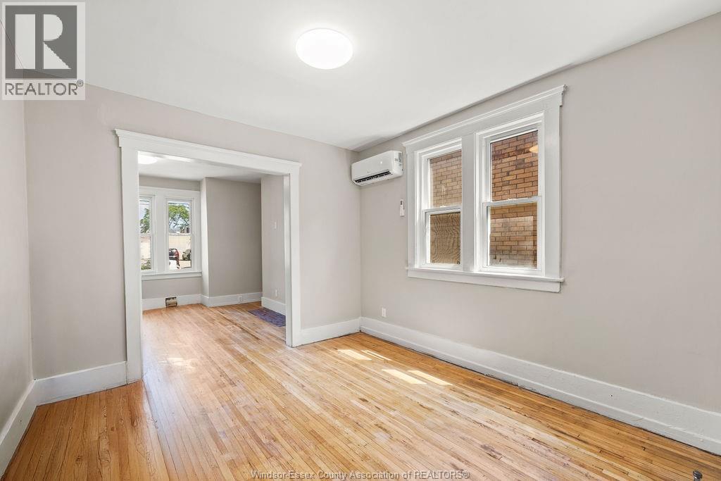 Photo 10 of 1107 Pelissier Street, Windsor ON