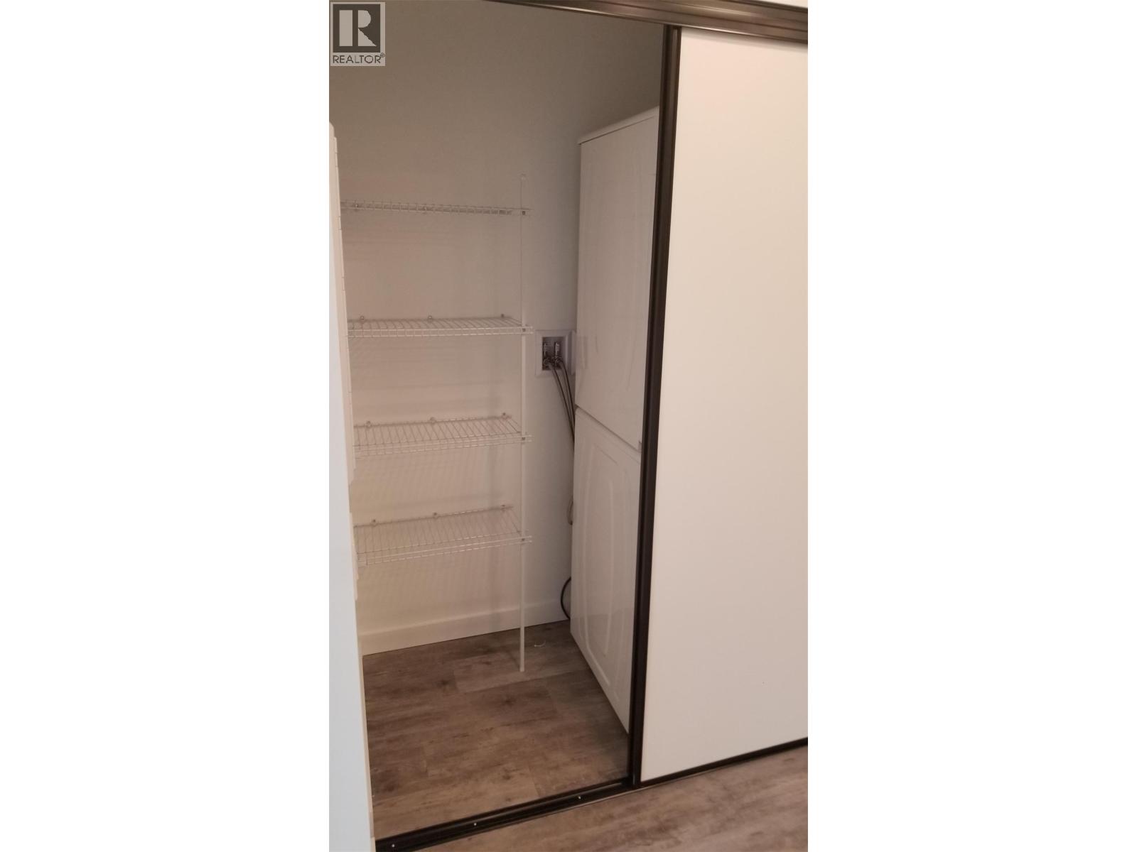 Photo 5 of 1083 Klo Road Unit 305, Kelowna BC