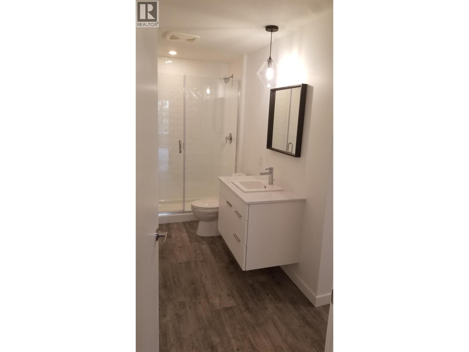 Photo 8 of 1083 Klo Road Unit 305, Kelowna BC