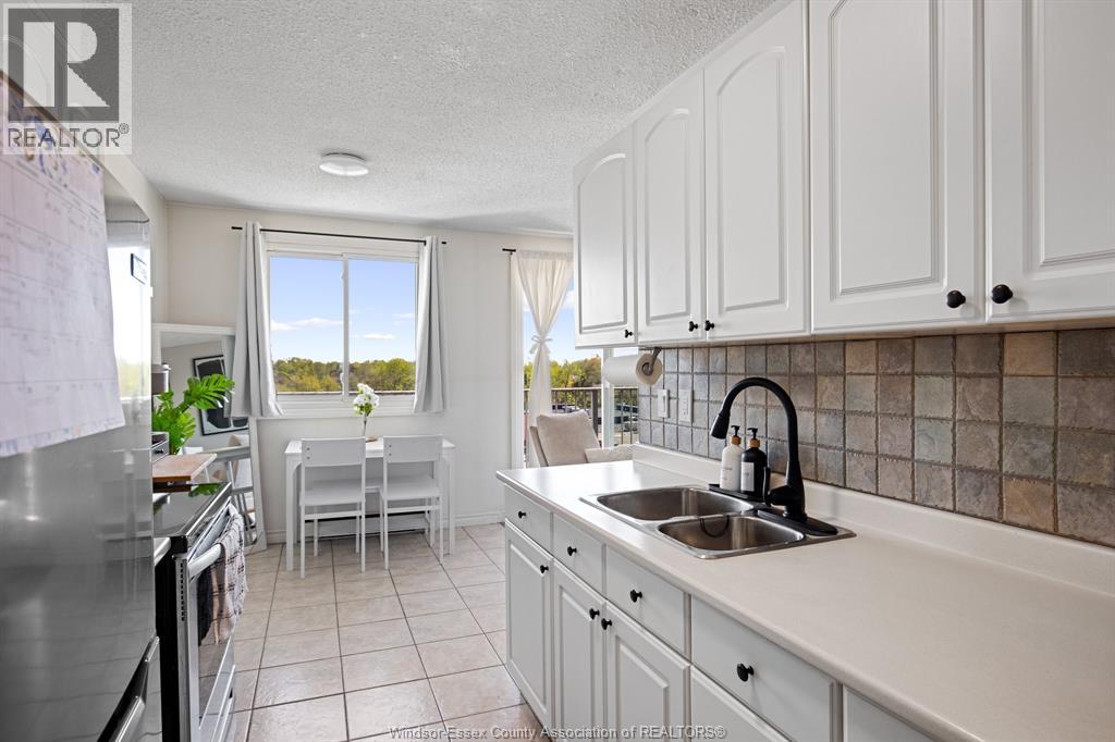 Photo 20 of 120 Pickering Unit 703, Amherstburg ON