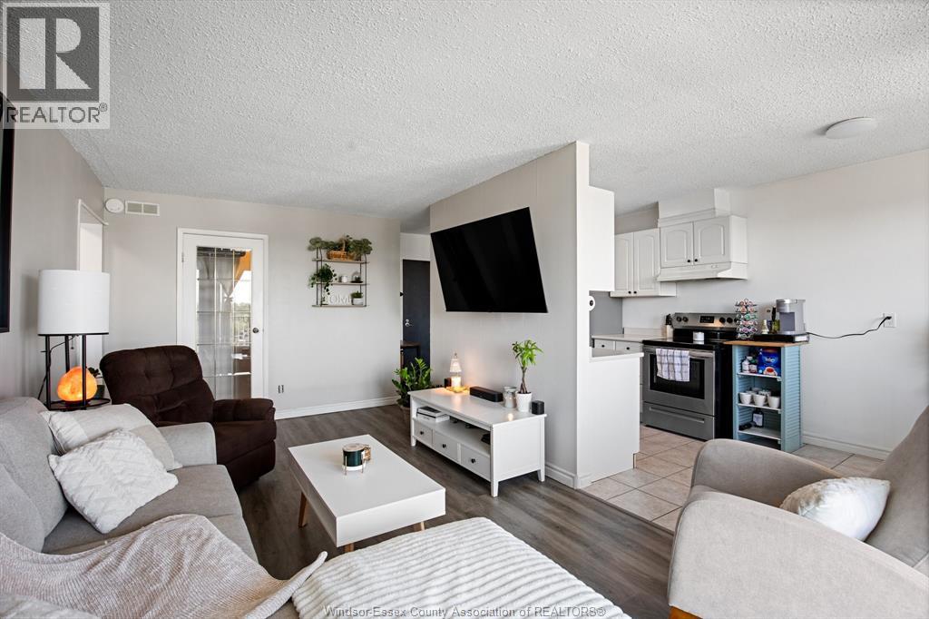 Photo 17 of 120 Pickering Unit 703, Amherstburg ON