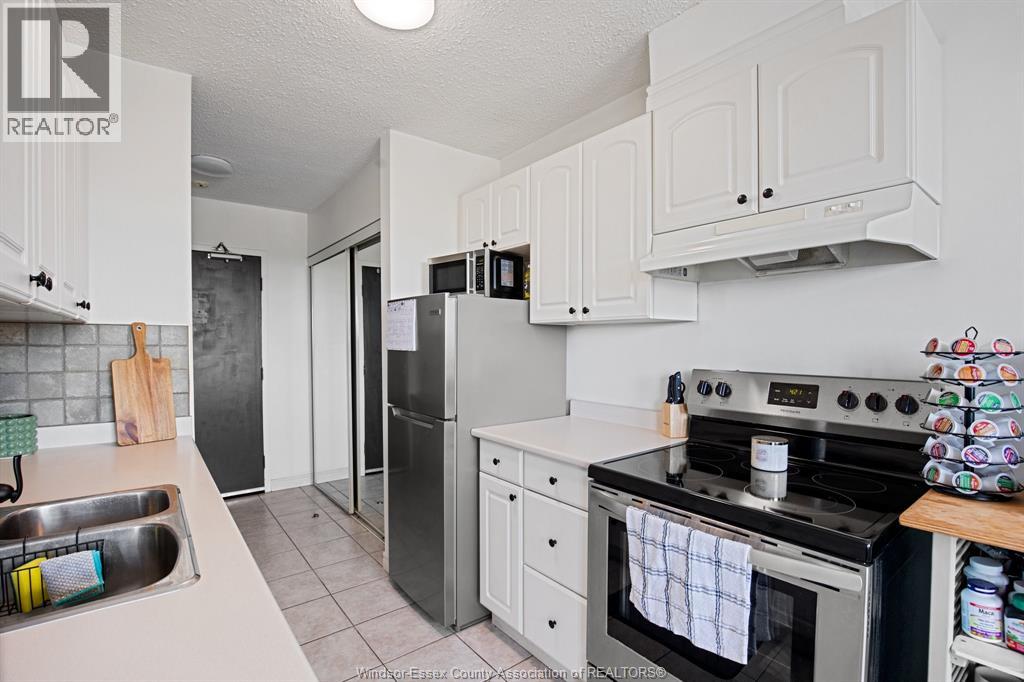 Photo 21 of 120 Pickering Unit 703, Amherstburg ON