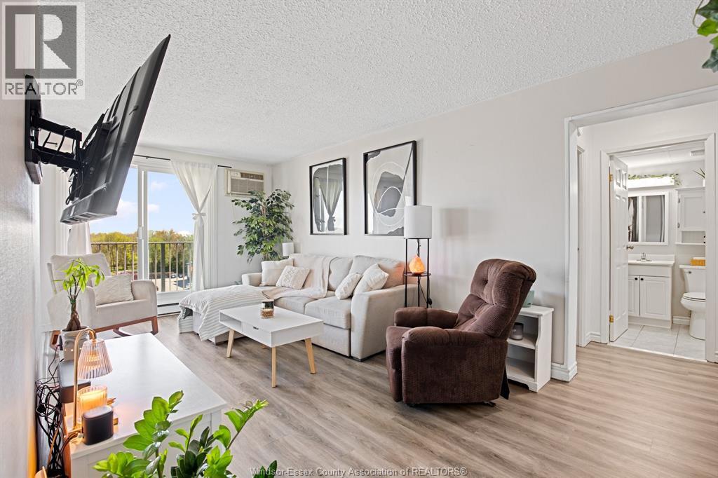 Photo 13 of 120 Pickering Unit 703, Amherstburg ON