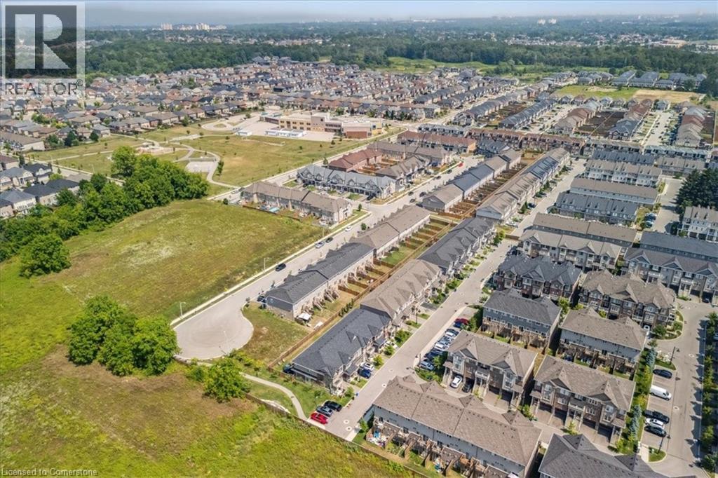 Photo 40 of 81 Beasley Grove, Ancaster ON