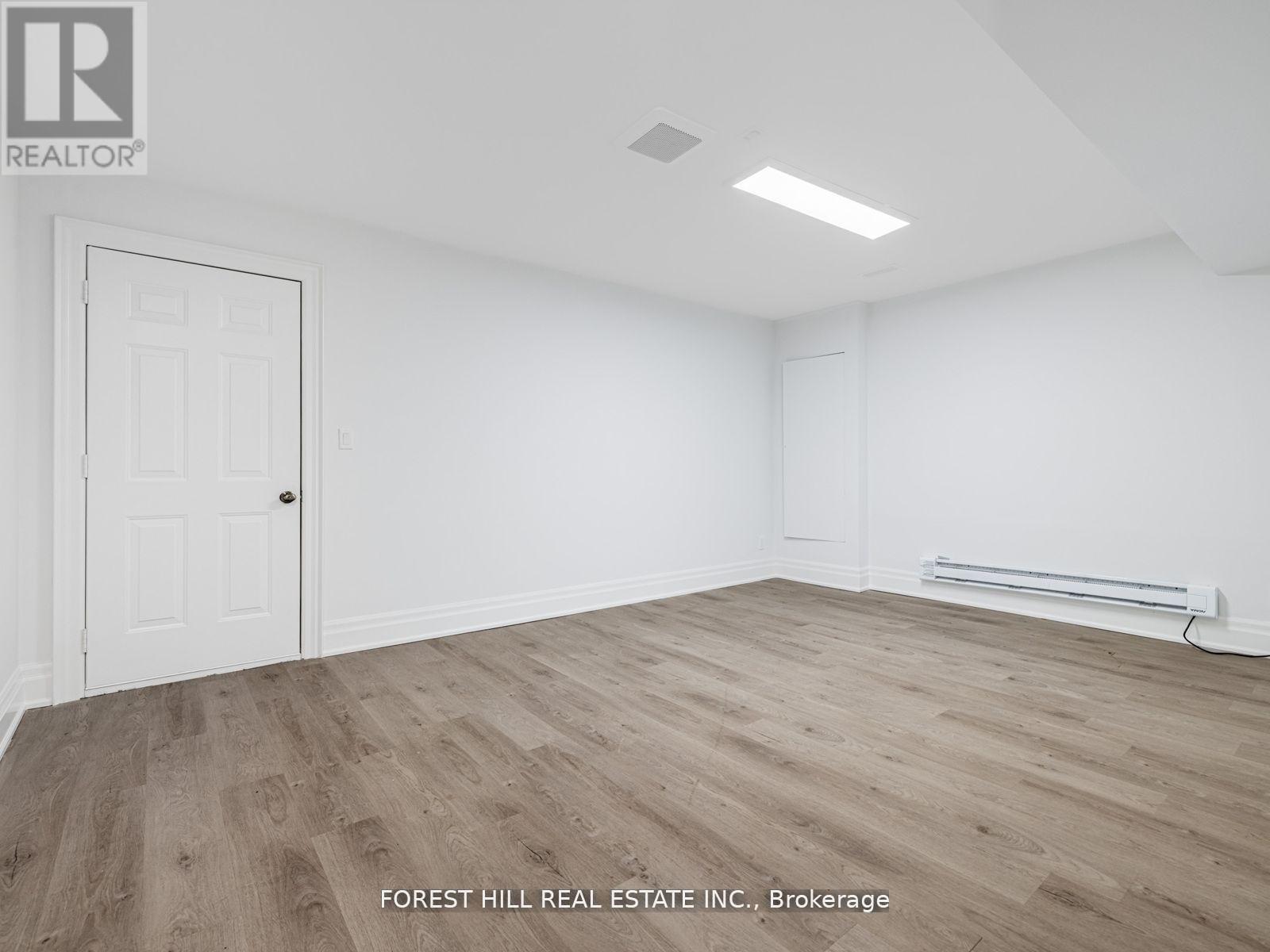 Photo 29 of 331 Connaught Avenue, Toronto ON