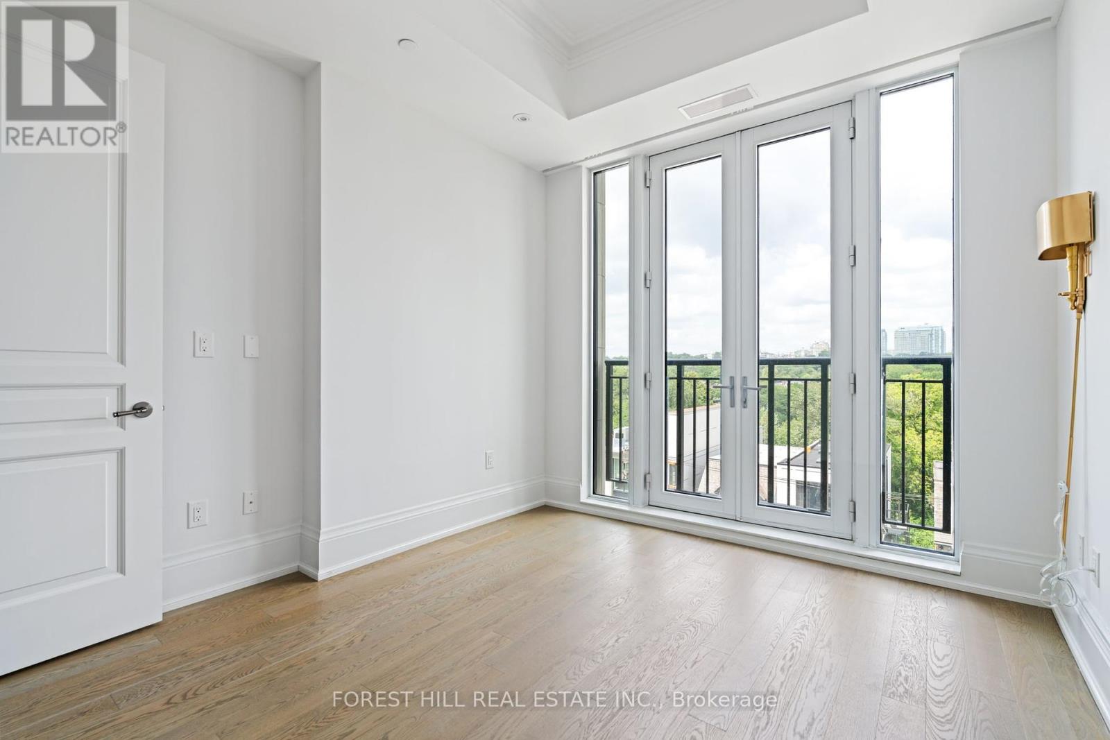 Photo 21 of 506 133 Hazelton Avenue, Toronto ON
