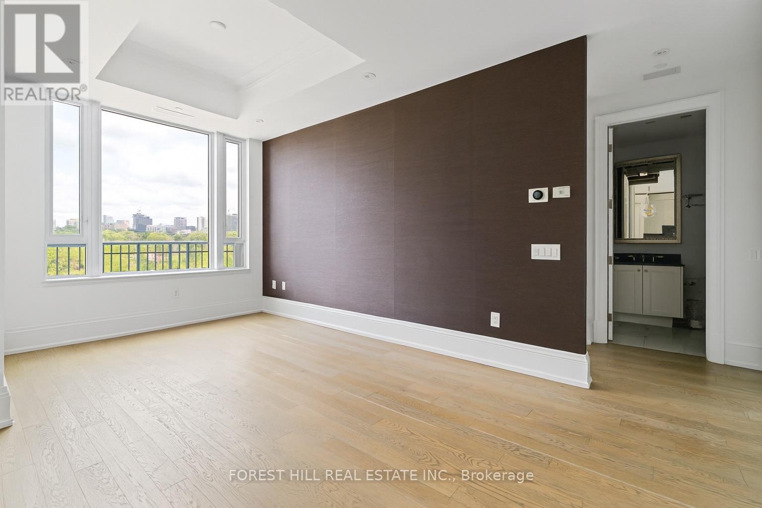 Photo 12 of 506 133 Hazelton Avenue, Toronto ON
