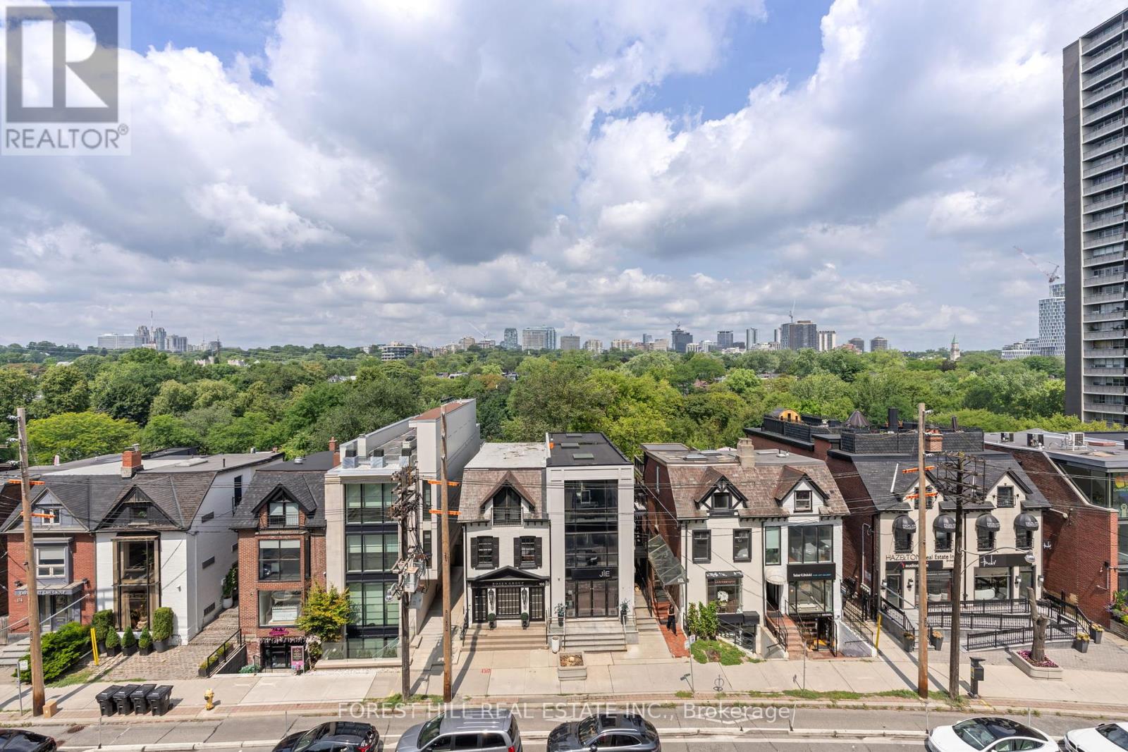Photo 4 of 506 133 Hazelton Avenue, Toronto ON