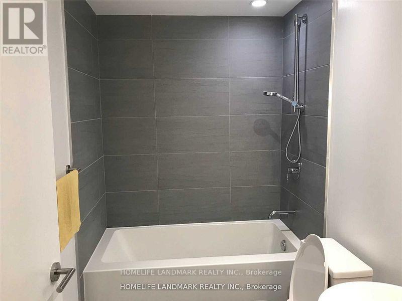 Photo 10 of 621 161 Roehampton Avenue, Toronto ON