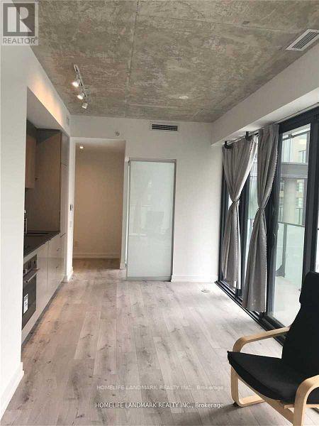 Photo 6 of 621 161 Roehampton Avenue, Toronto ON