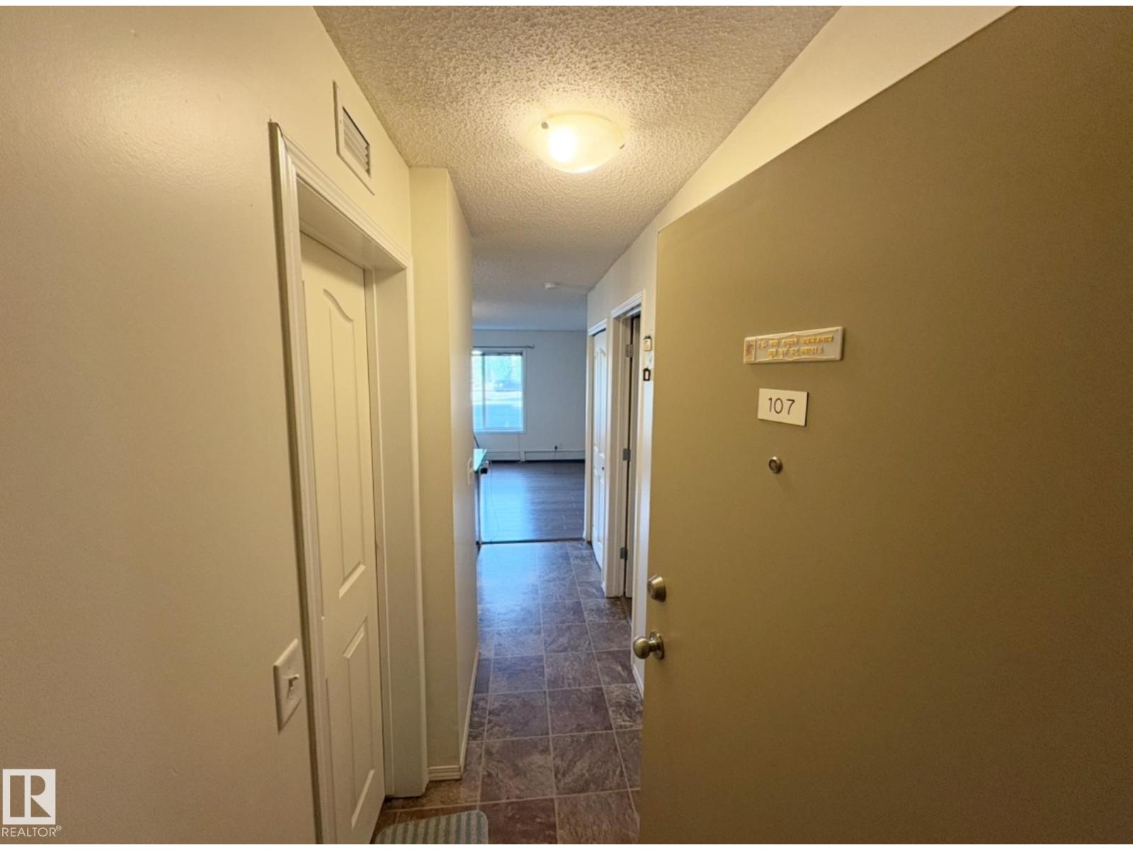 Photo 1 of 107 530 Watt Bv Sw, Edmonton AB