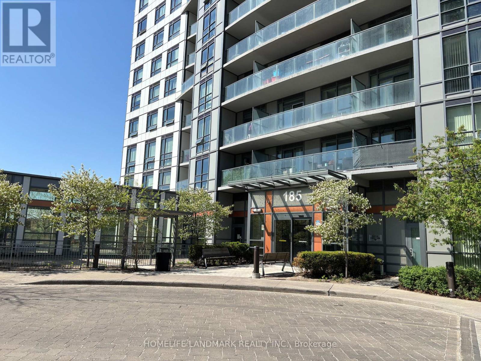 Photo 2 of 1014 185 Bonis Avenue, Toronto ON
