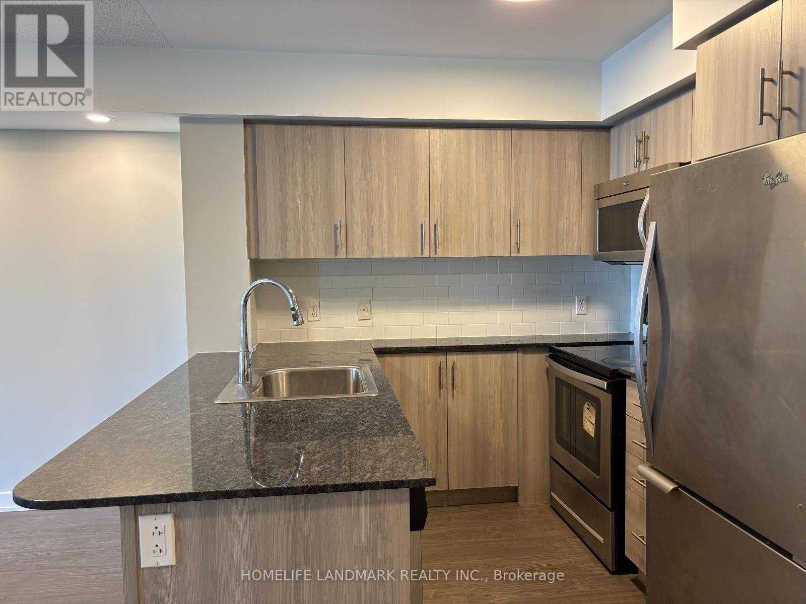 Photo 7 of 1014 185 Bonis Avenue, Toronto ON