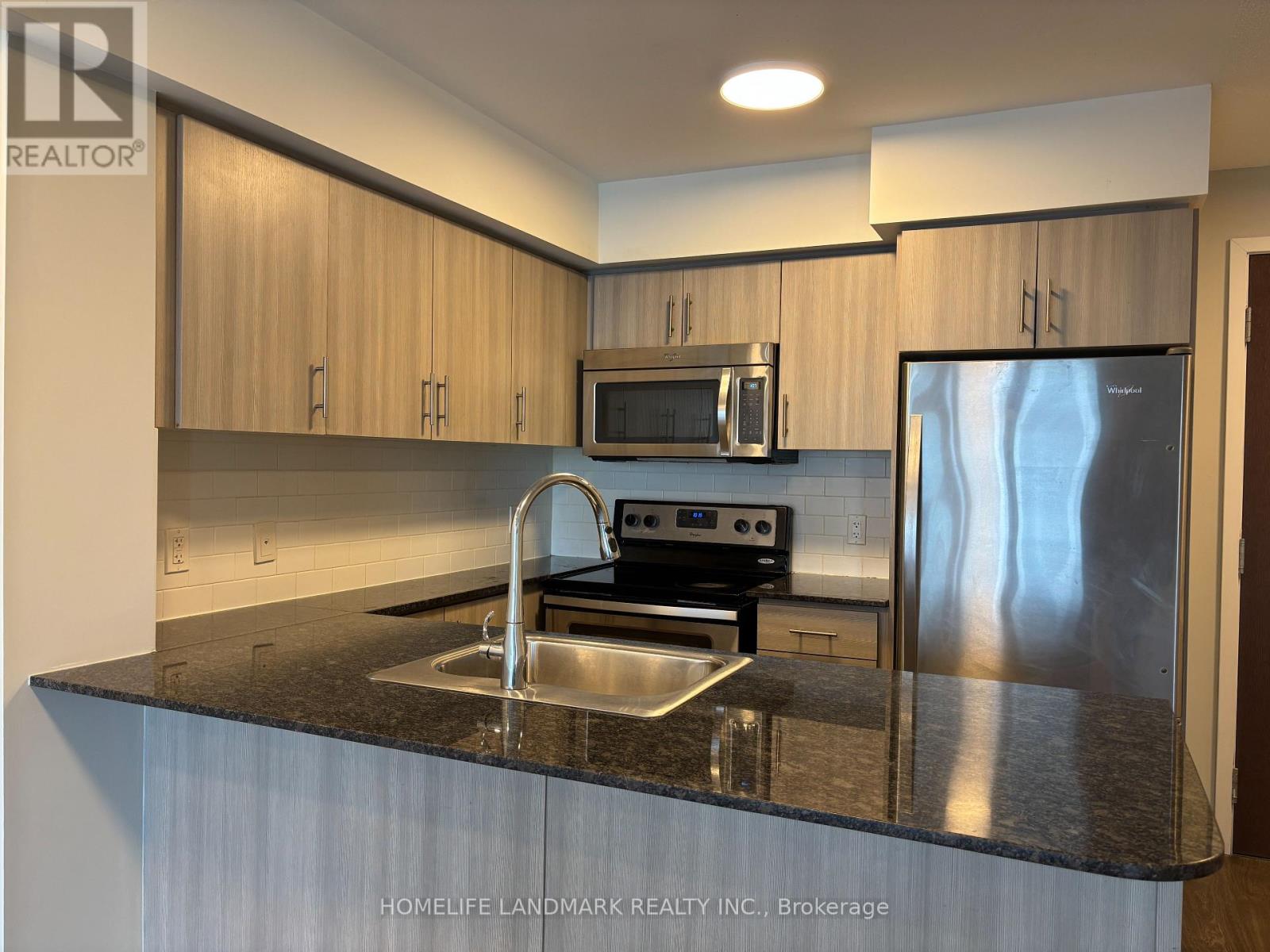 Photo 8 of 1014 185 Bonis Avenue, Toronto ON