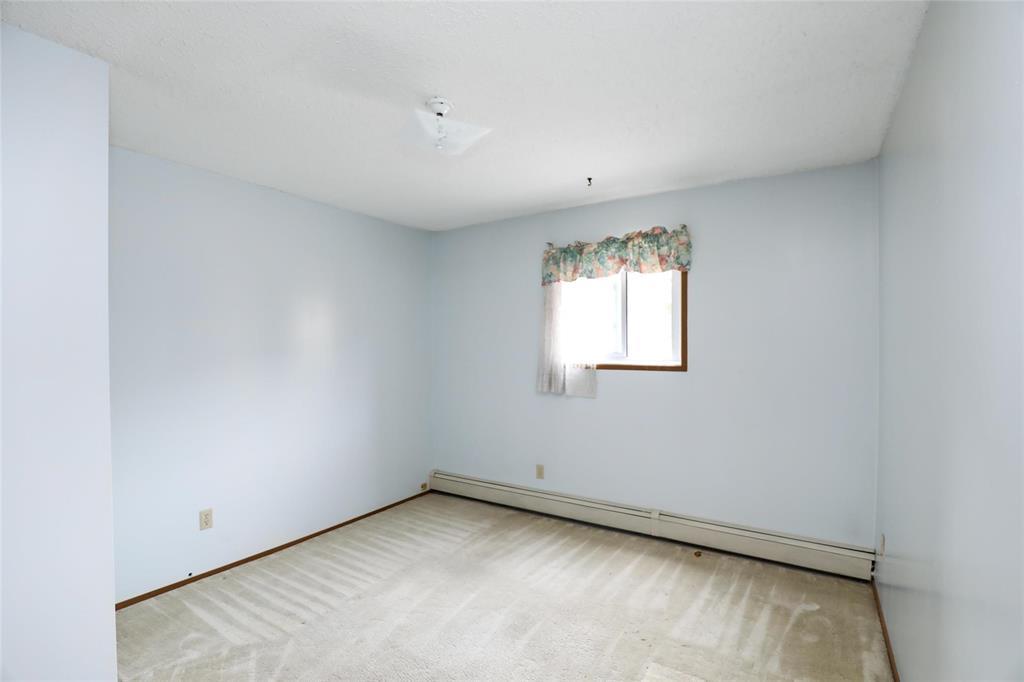 Photo 6 of 102 687 St Annes Road, Winnipeg MB