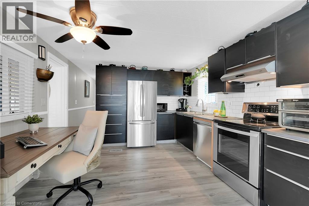 Photo 8 of 4595 Martha Lane, Beamsville ON