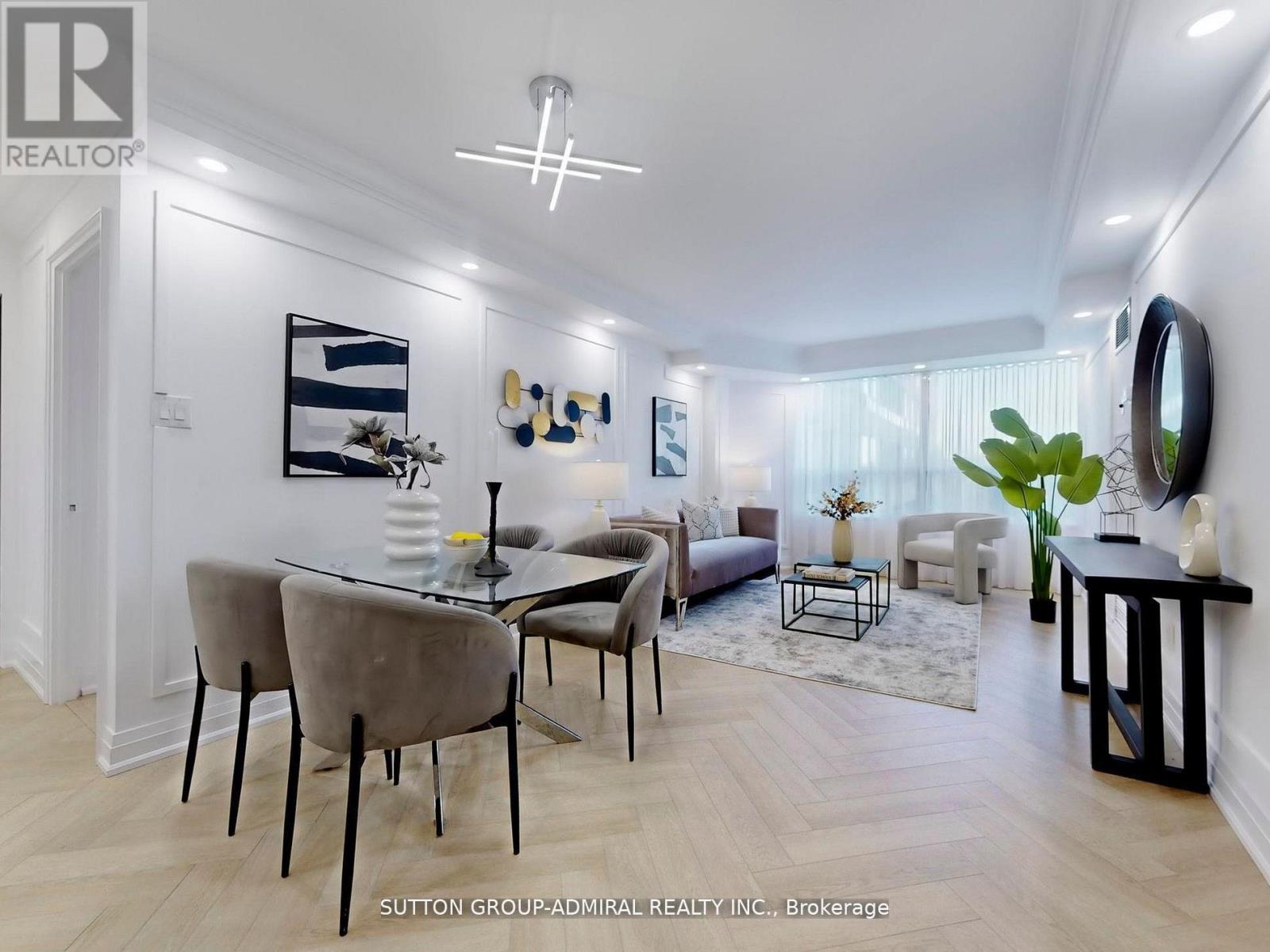 Photo 46 of 401 11 Townsgate Drive, Vaughan ON