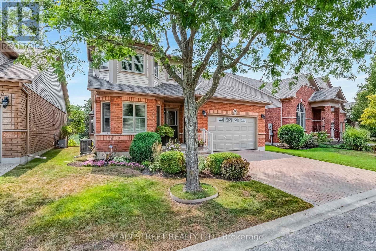Photo 1 of 40 Via Amici, New Tecumseth ON