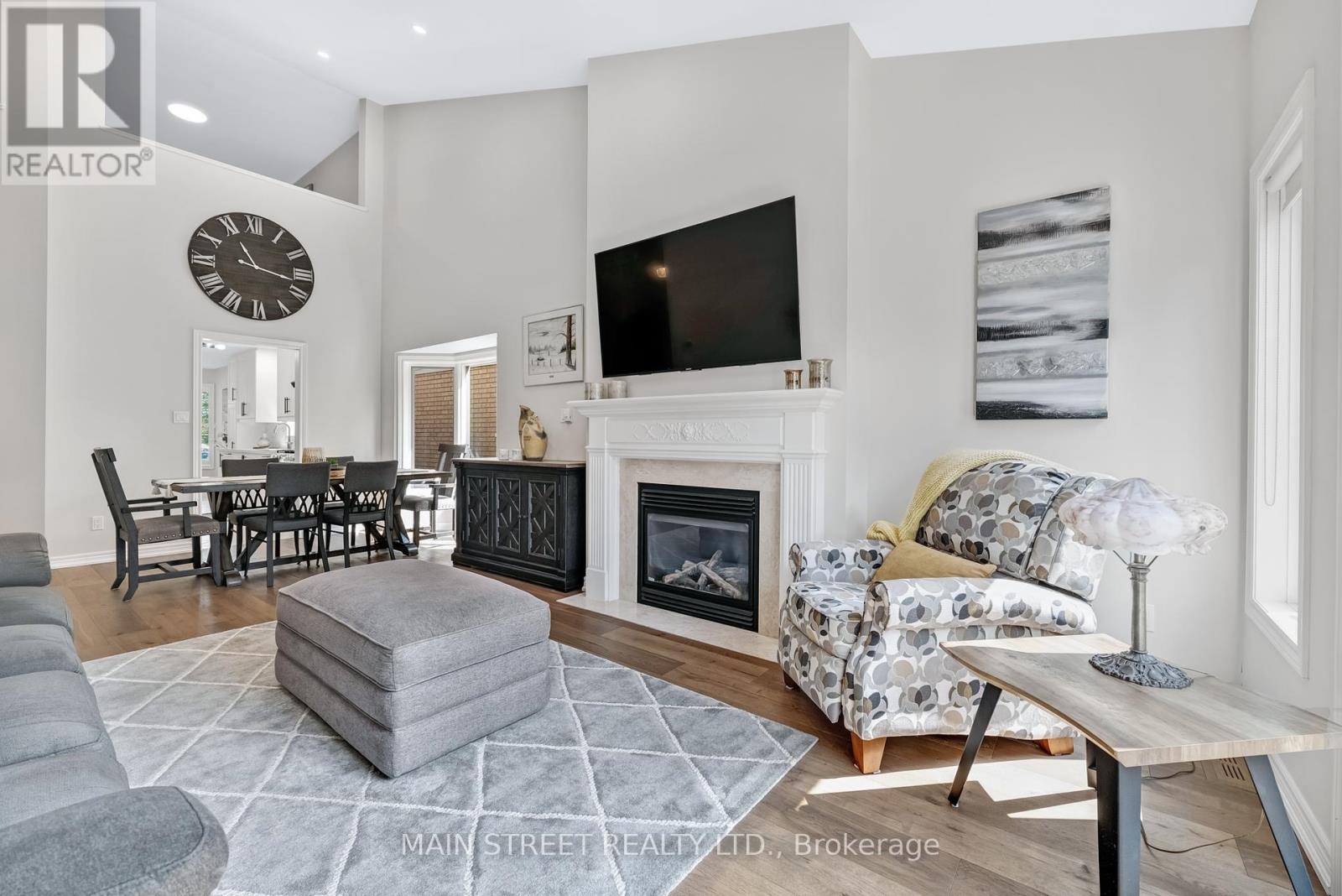 Photo 7 of 40 Via Amici, New Tecumseth ON