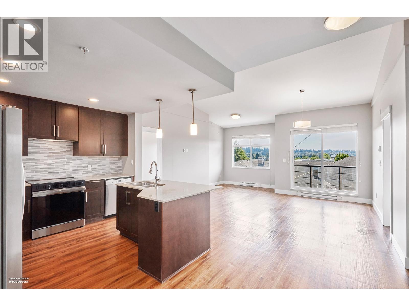 Photo 6 of 602 2495 Wilson Avenue, Port Coquitlam BC