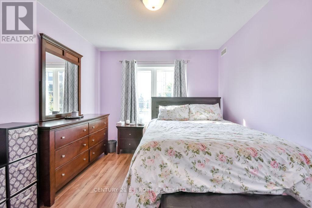 Photo 12 of 15 43 Coulter Street, Barrie ON