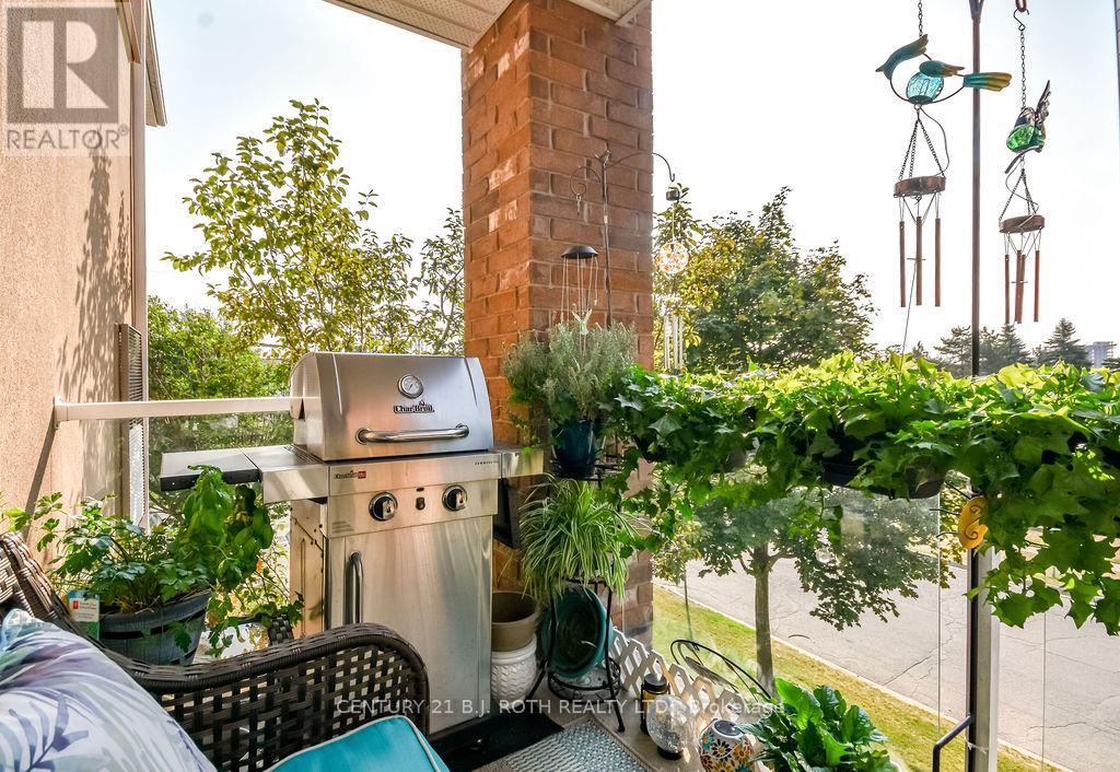 Photo 14 of 15 43 Coulter Street, Barrie ON