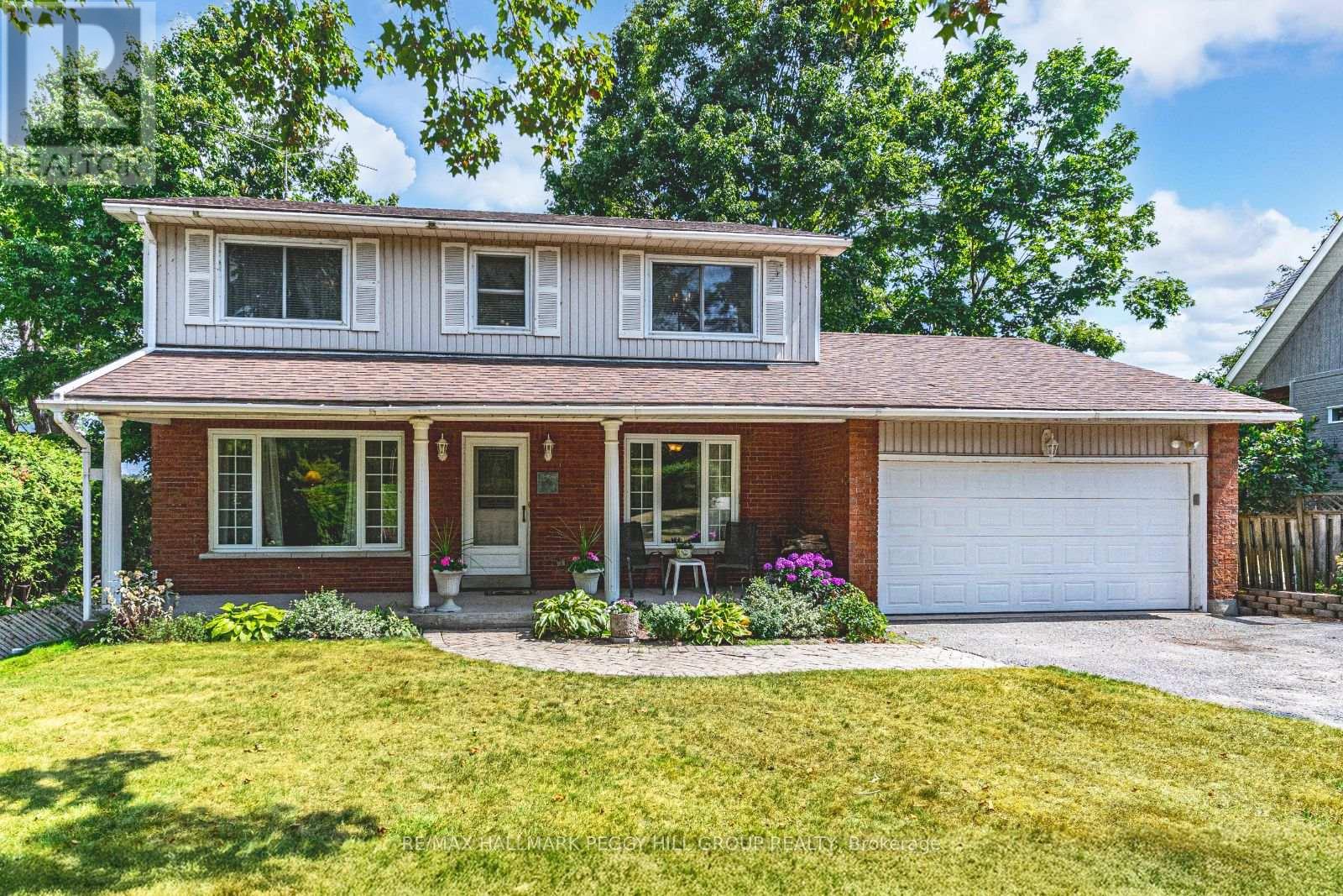 Photo 3 of 39 Grandview Crescent, Oromedonte ON