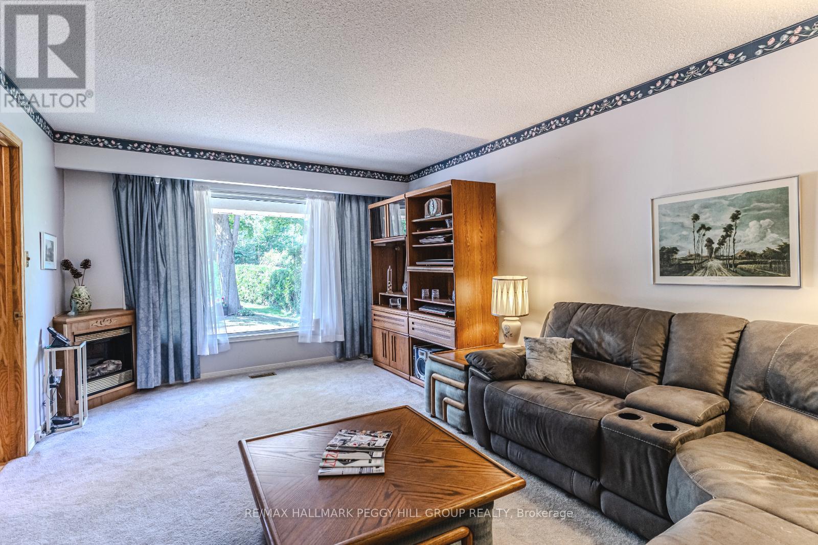 Photo 8 of 39 Grandview Crescent, Oromedonte ON