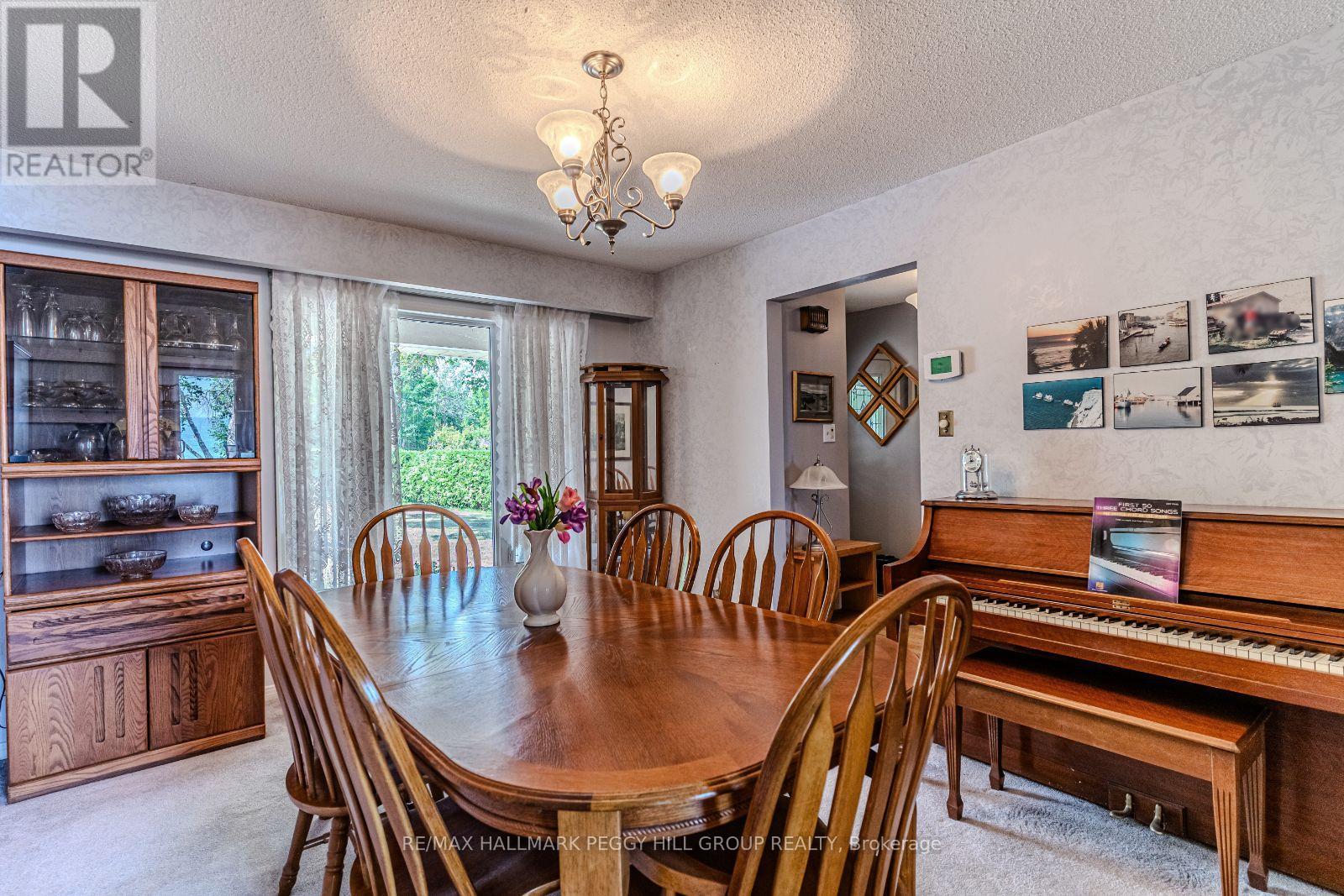 Photo 9 of 39 Grandview Crescent, Oromedonte ON