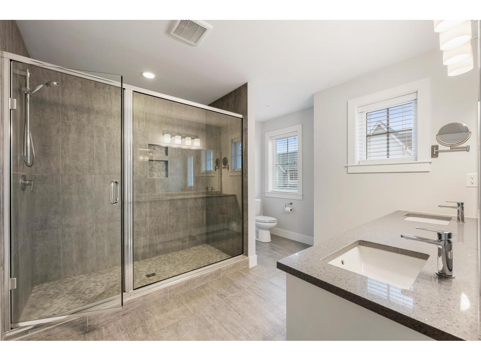 Photo 21 of 4 33973 Hazelwood Avenue, Abbotsford BC