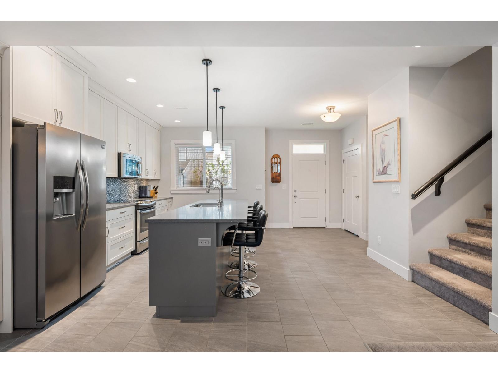 Photo 13 of 4 33973 Hazelwood Avenue, Abbotsford BC