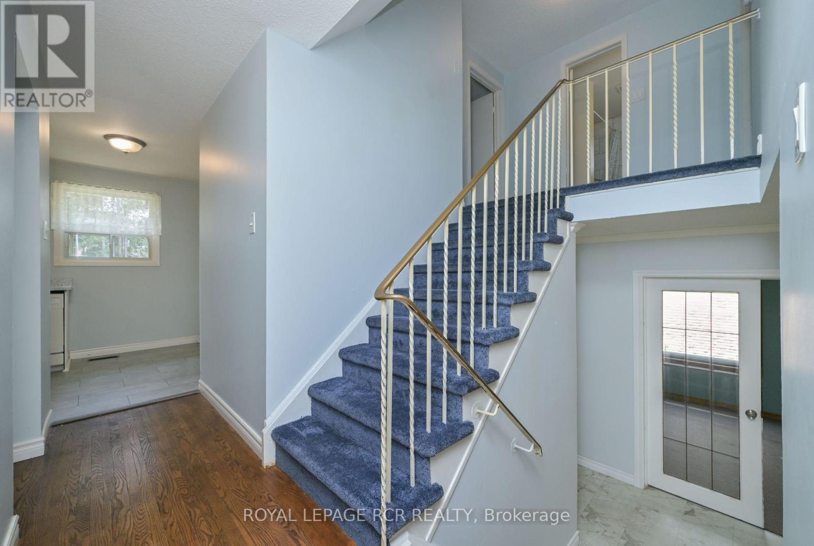 Photo 15 of 46 Cambridge Avenue, Orangeville ON