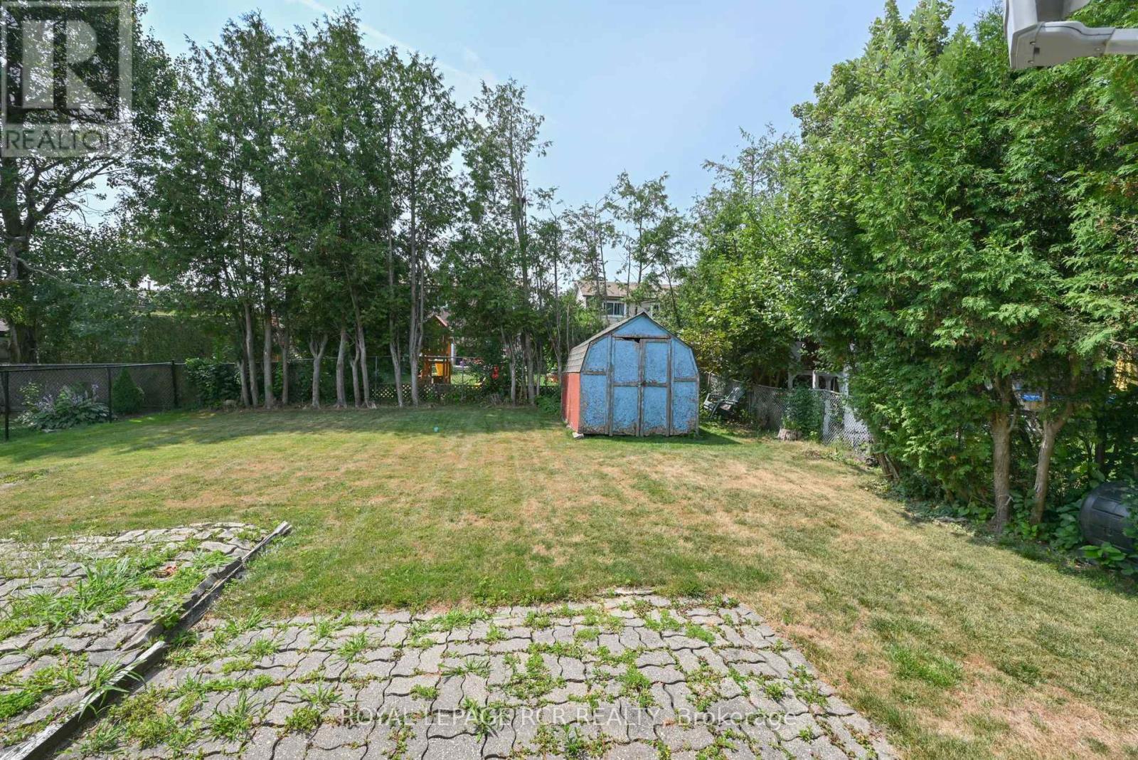 Photo 24 of 46 Cambridge Avenue, Orangeville ON