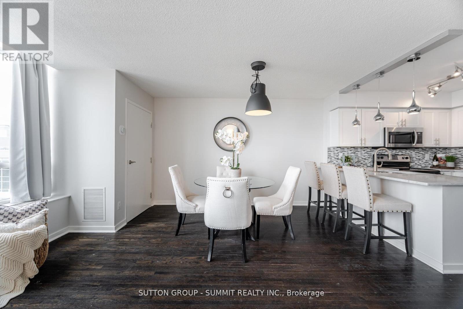Photo 10 of 709 250 Manitoba Street, Toronto ON