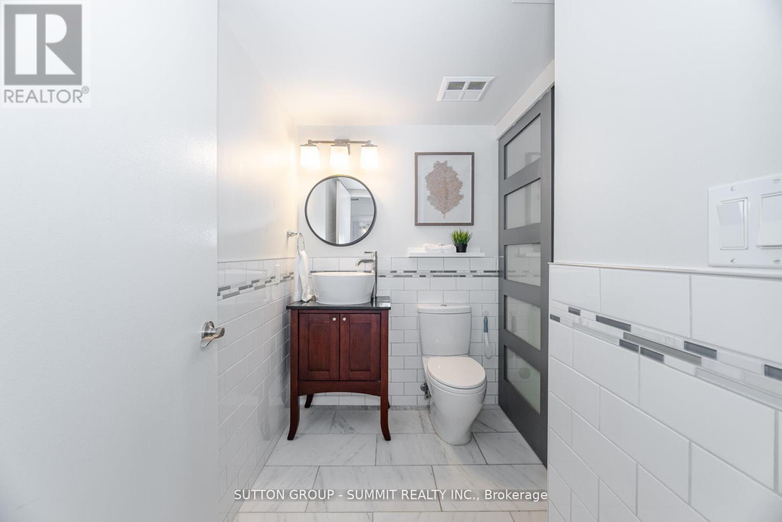 Photo 18 of 709 250 Manitoba Street, Toronto ON