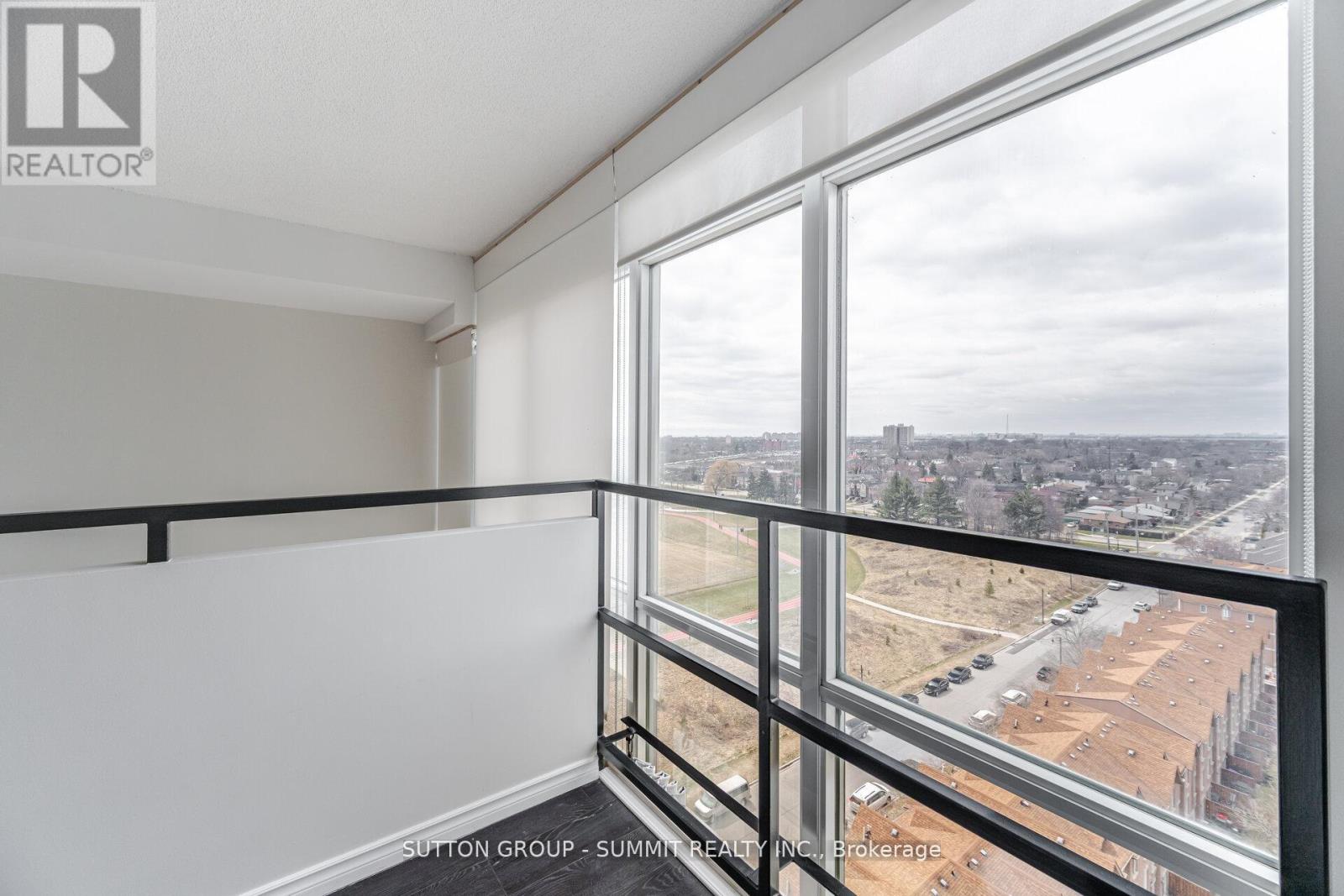 Photo 31 of 709 250 Manitoba Street, Toronto ON