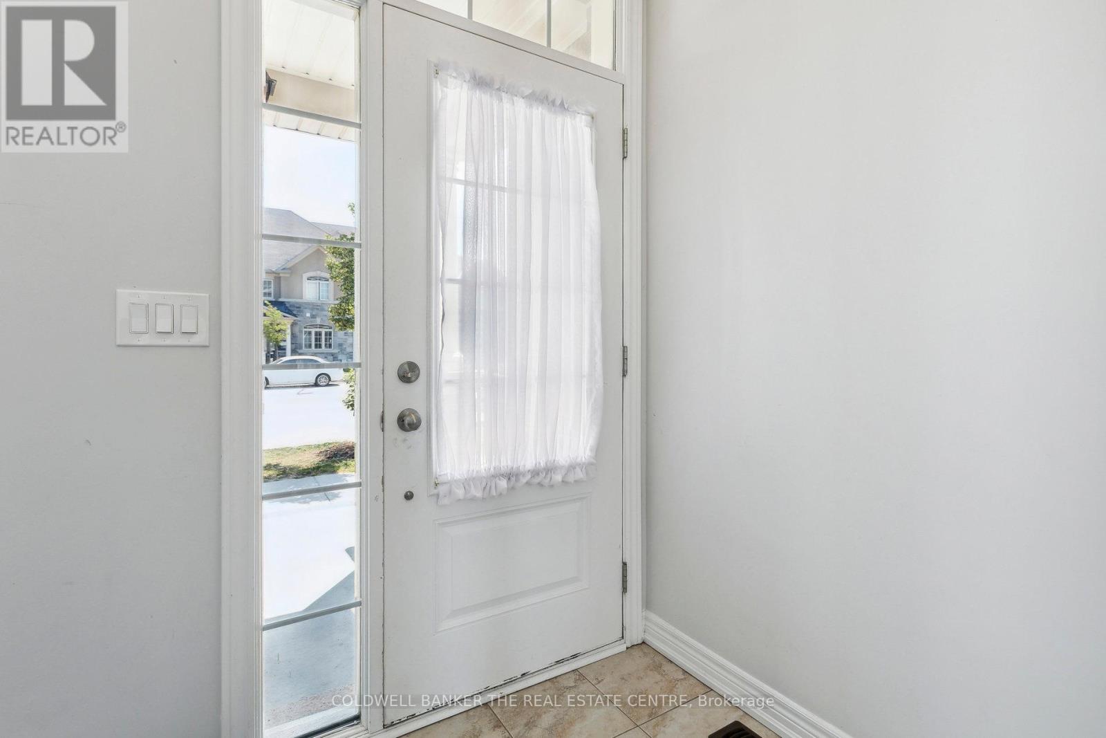 Photo 13 of 266 Inspire Boulevard, Brampton ON