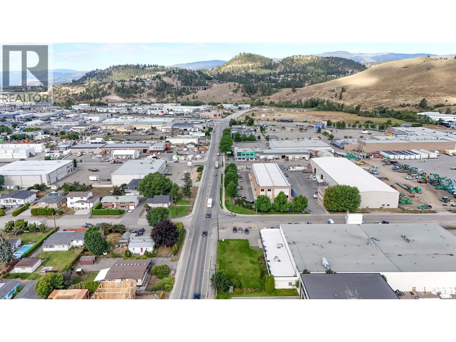 200 860 McCurdy Road, Kelowna