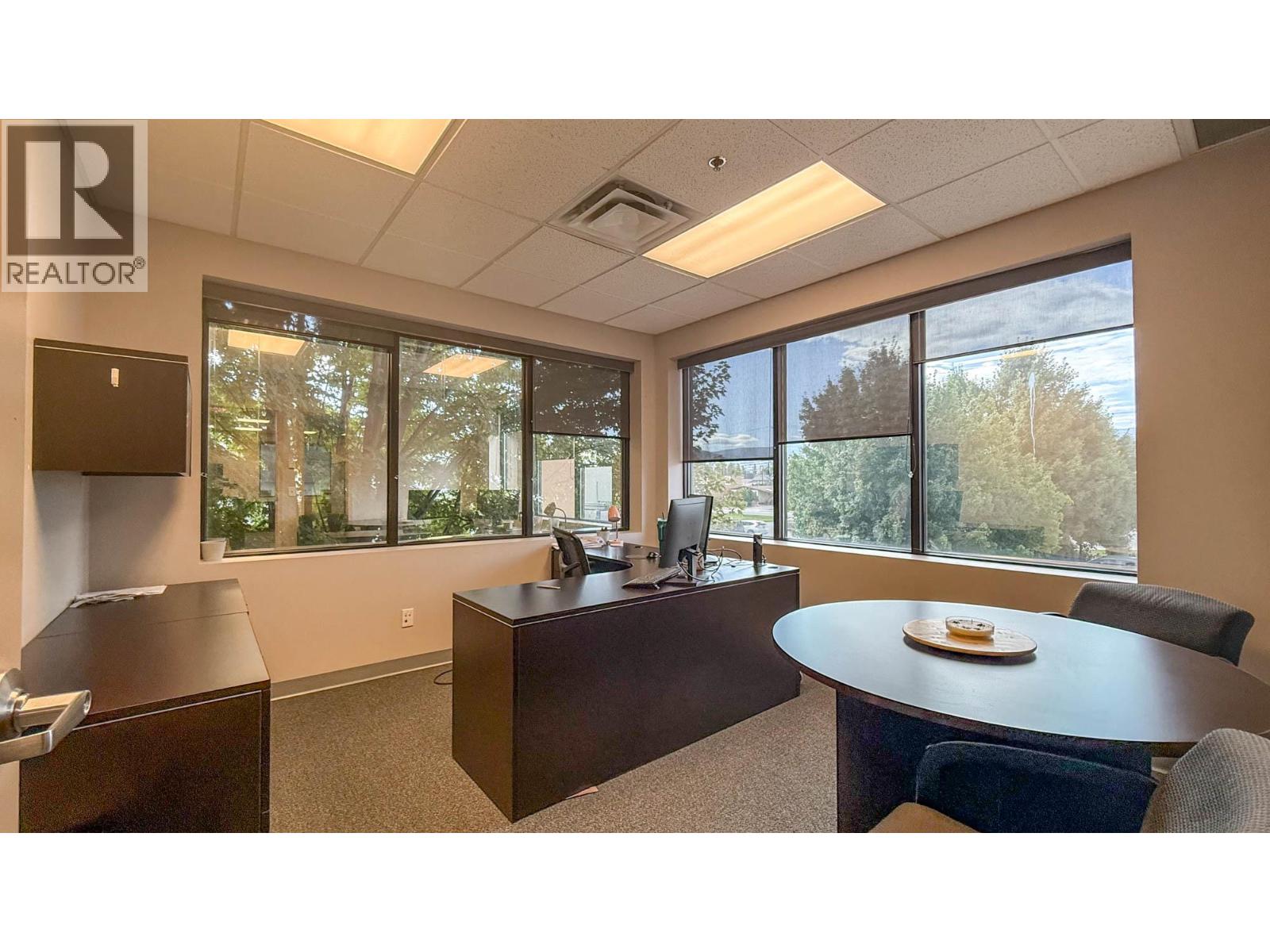 200 860 McCurdy Road, Kelowna