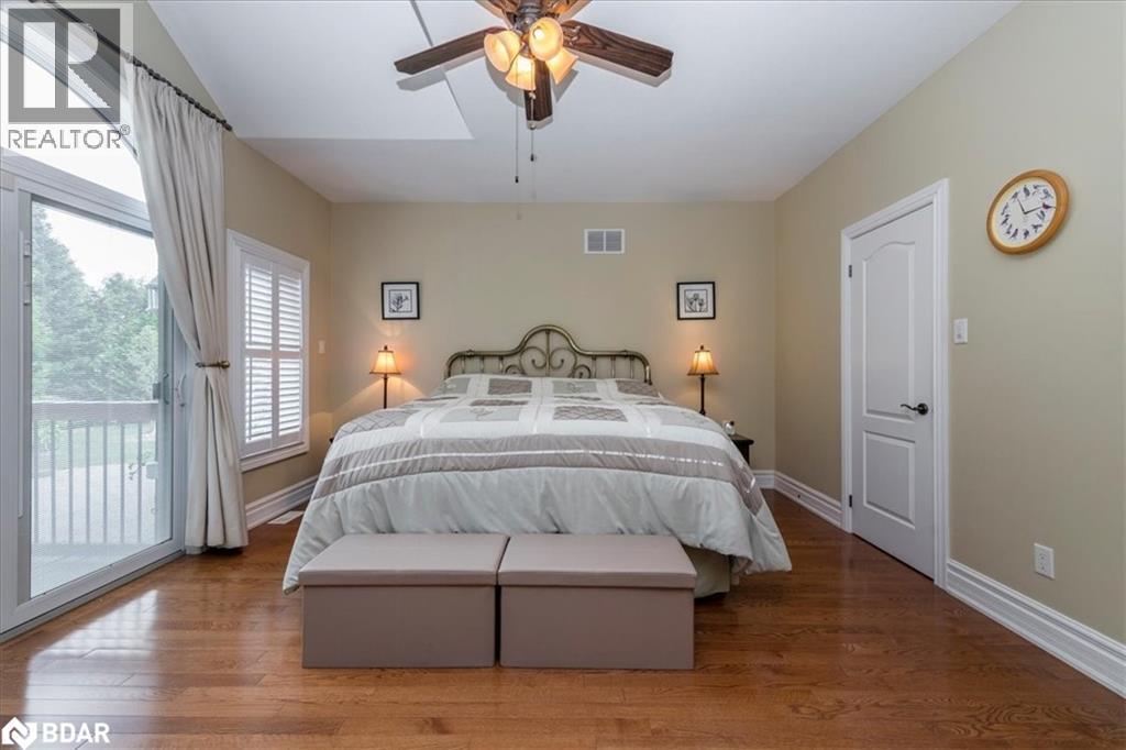 Photo 15 of 34 Heatherwood Drive, Springwater ON