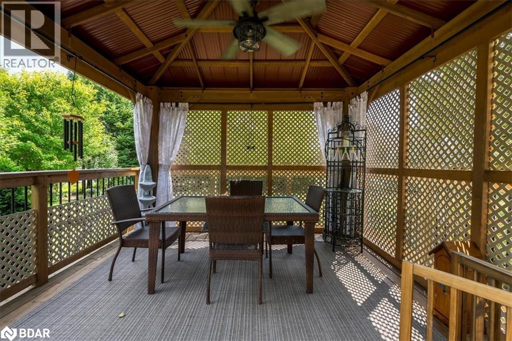 Photo 37 of 34 Heatherwood Drive, Springwater ON