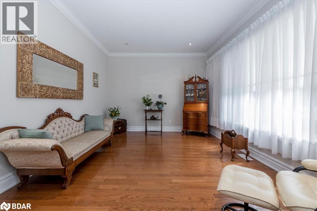 Photo 5 of 34 Heatherwood Drive, Springwater ON