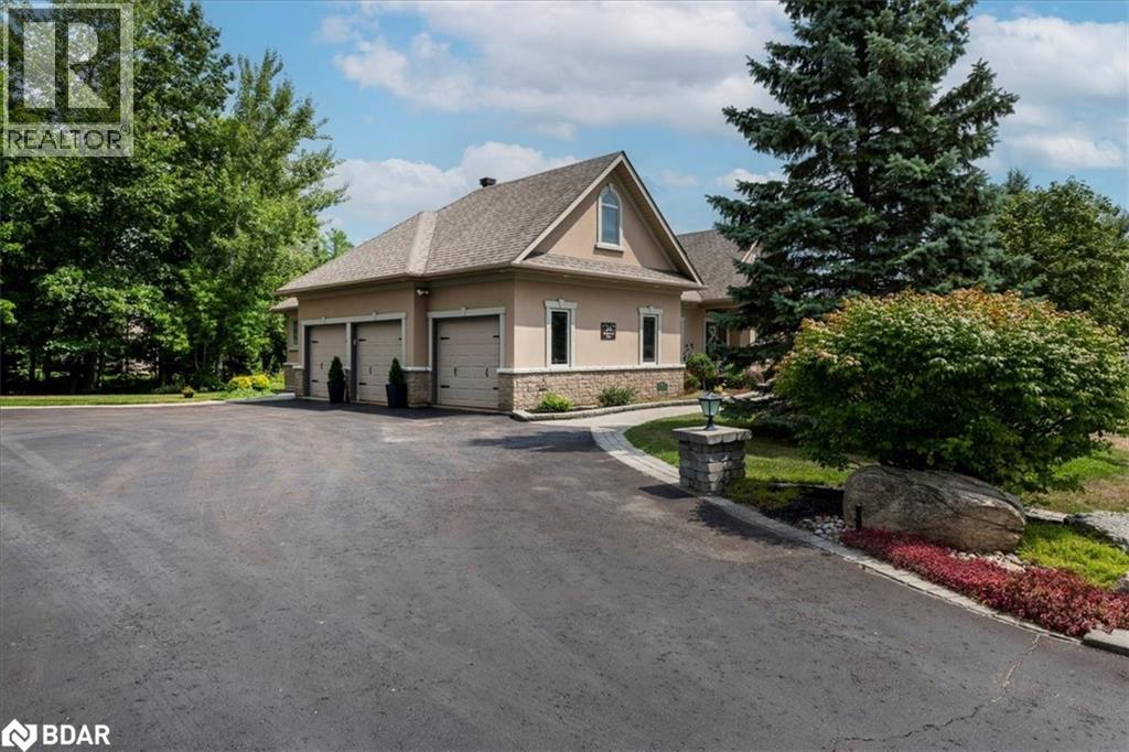 Photo 48 of 34 Heatherwood Drive, Springwater ON